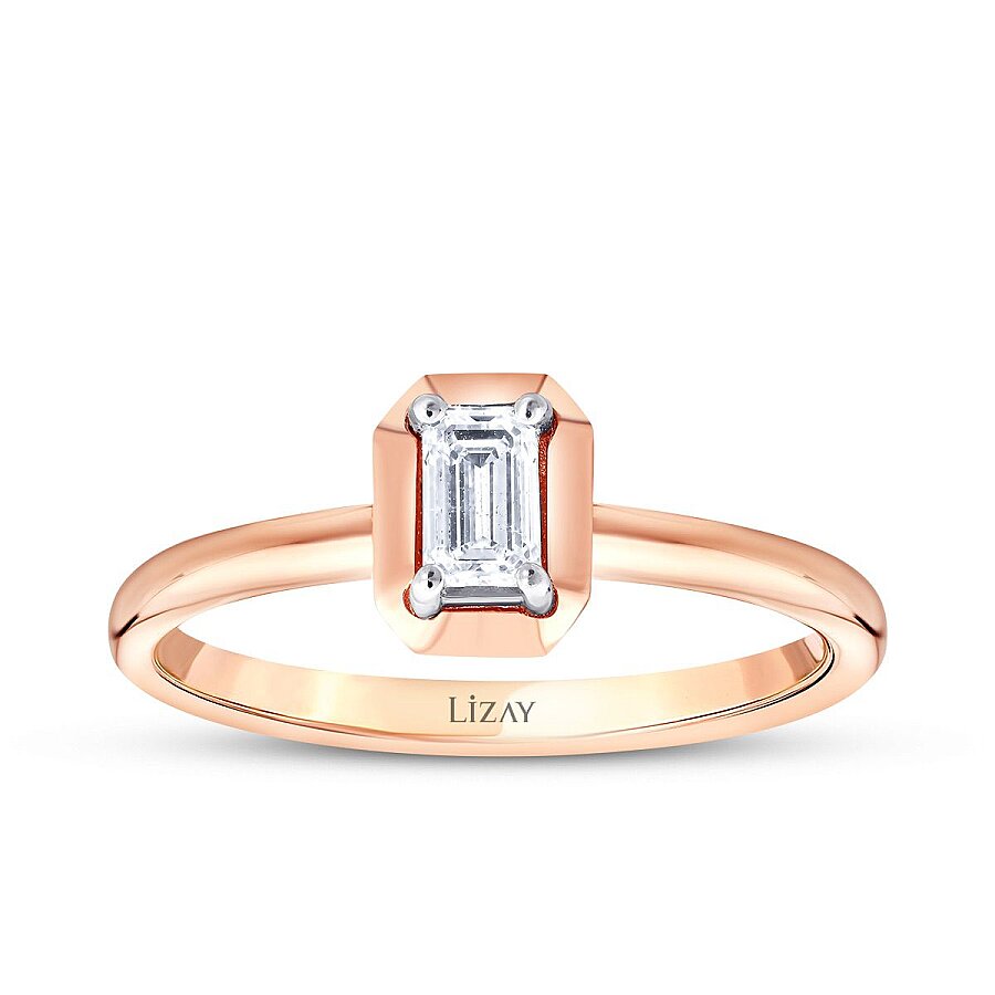 0.30 Karat Pırlanta Emerald Tektaş Yüzük