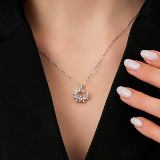 0.34 Karat Pırlanta Trend Baget Kolye - 3