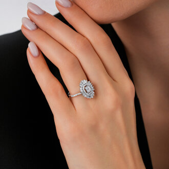 0.68 Karat Pırlanta Baget Trend Yüzük - 3