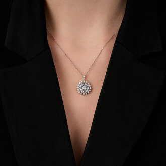 0.97 Karat Pırlanta Baget Güneş Kolye - 3