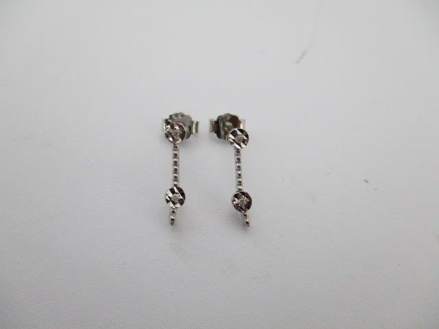 0.02 Karat PIRLANTA KÜPE Fantezi KÜPE 8 AYAR