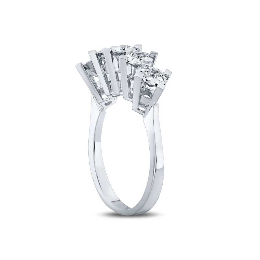0.15 Carat Diamond Five Stone Ring - 2