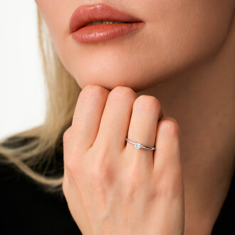 0.40 Karat Pırlanta Prenses Tektaş Yüzük - 3