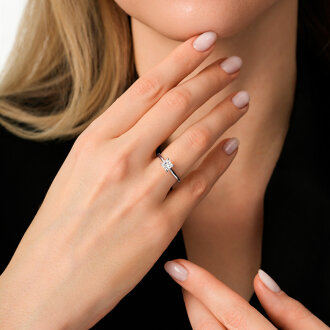 0.80 Karat Pırlanta Prenses Tektaş Yüzük - 3