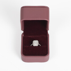 0.81 Karat Pırlanta Baget Yüzük - 4