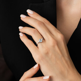 0.92 Karat Pırlanta Blue Topaz Yüzük - 4