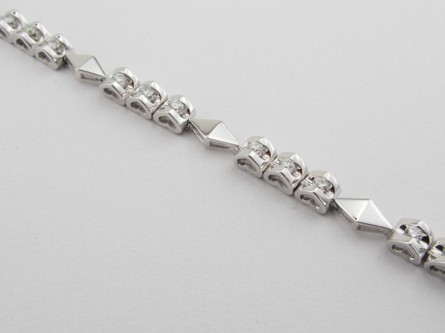 0.96 Karat PIRLANTA BİLEKLİK Fantezi BİLEKLİK 18 AYAR