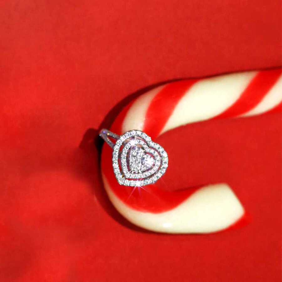 1.27 Carat Diamond Heart Ring - 3