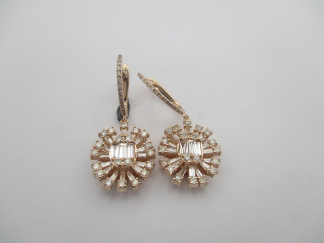 1.95 Karat PIRLANTA KÜPE Fantezi KÜPE 14 AYAR