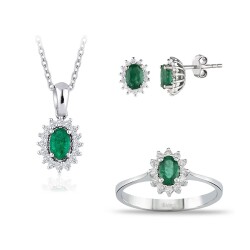 2.28 Carat Diamond Emerald Set 