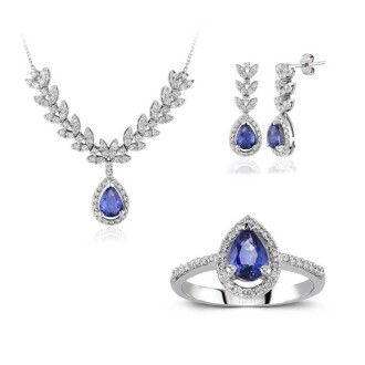 4.10 Karat Pırlanta Safir Set