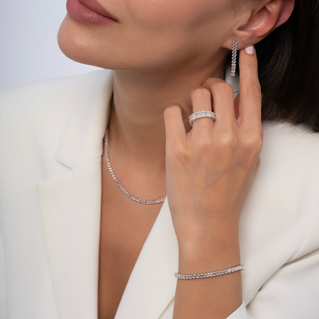 Zamansız Takıların Adresi Lizay Pırlanta