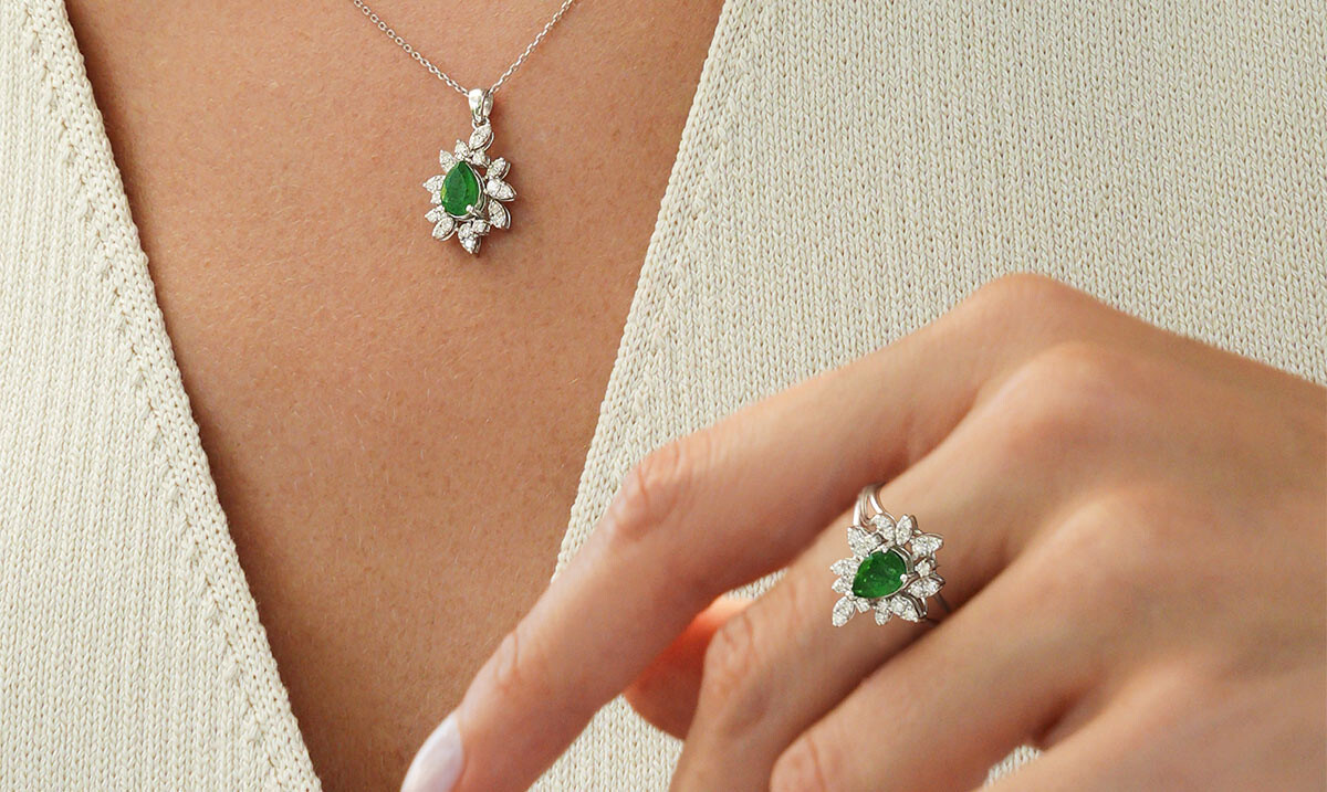 Zümrüt Yüzüklerin Büyüleyici Hikayesi