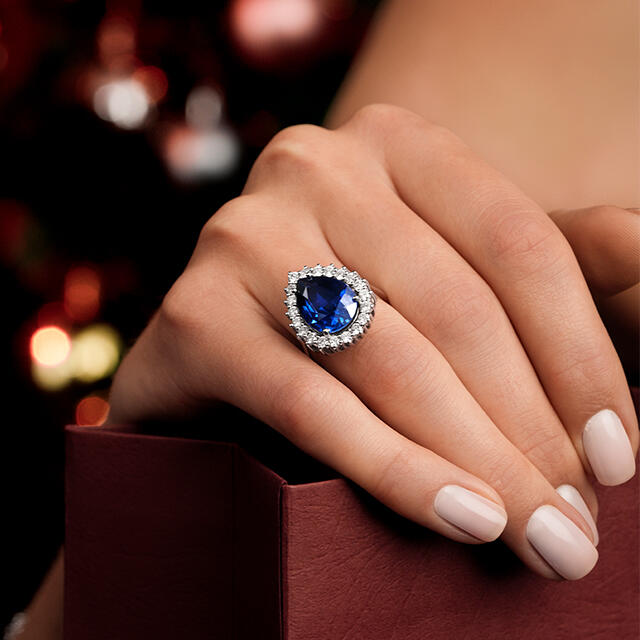 Safir Yüzük Derin Mavinin Büyüsü