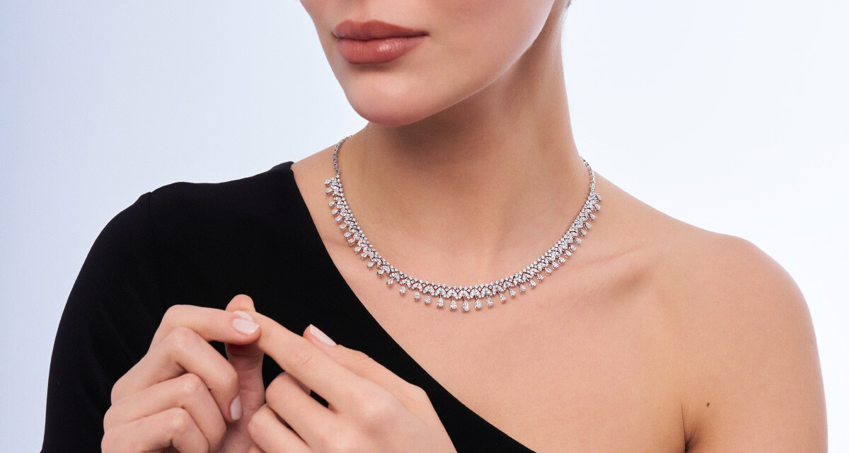 Mezuniyet Hediyesi Pırlanta Kolye Seçimleri