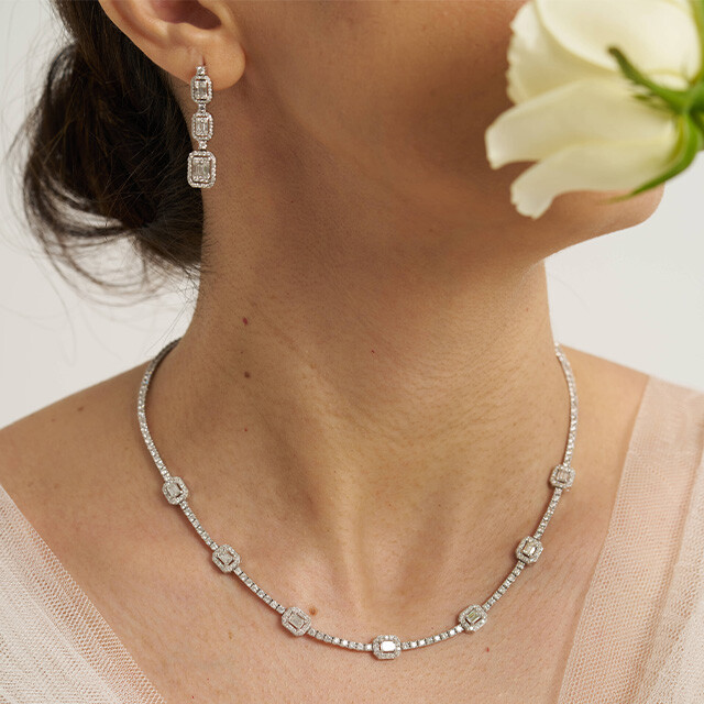 Özel Günlerde Kolye Tercihi Nasıl Olmalıdır?