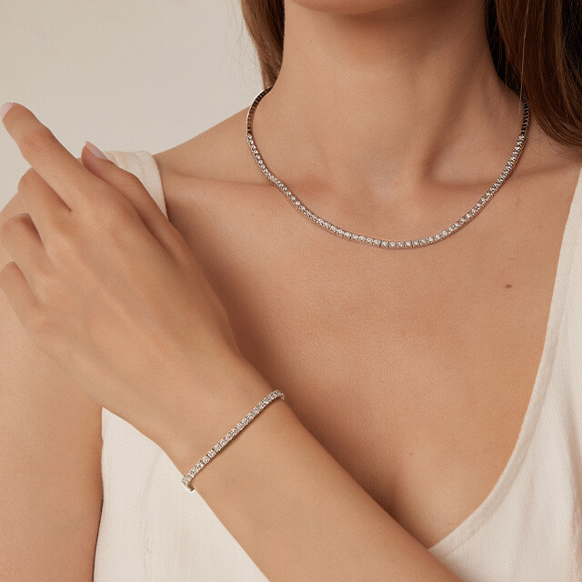 Su Yolu Bilekliğin Anlamı Nedir?