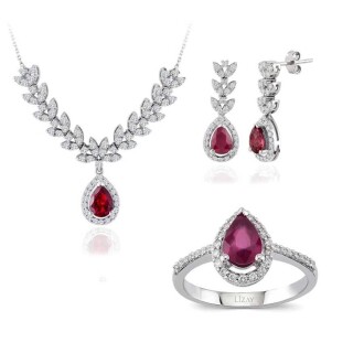 4.39 Karat Pırlanta Yakut Set